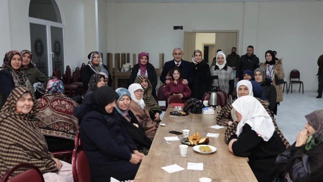 Belediye Başkanı Işık, mahalle sakinleriyle bir araya geldi