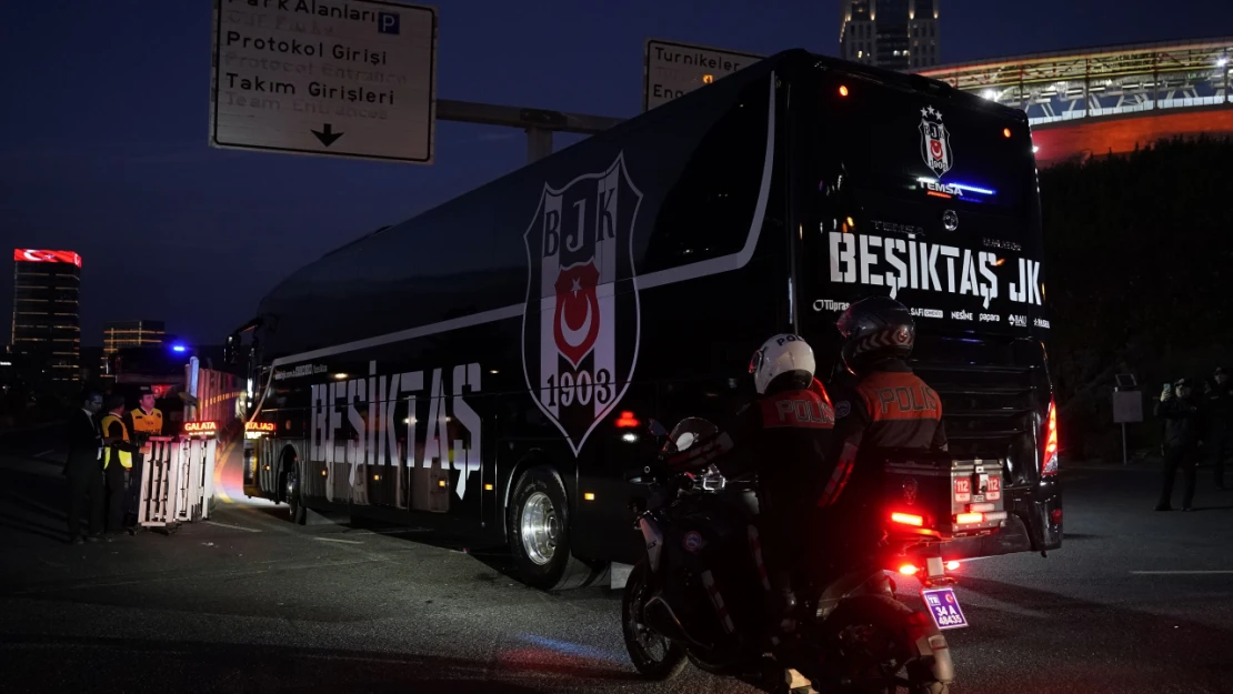 Beşiktaş kafilesi RAMS Park'ta