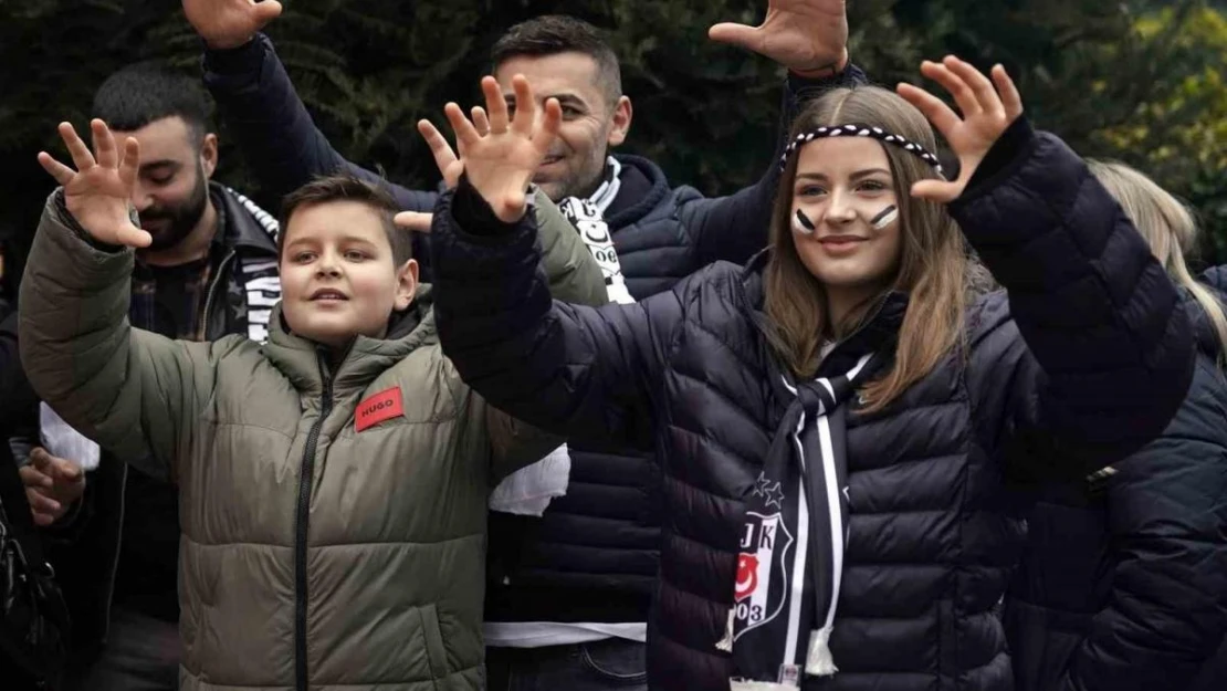 Beşiktaş taraftarı, Trabzonspor maçına yoğun ilgi gösterdi