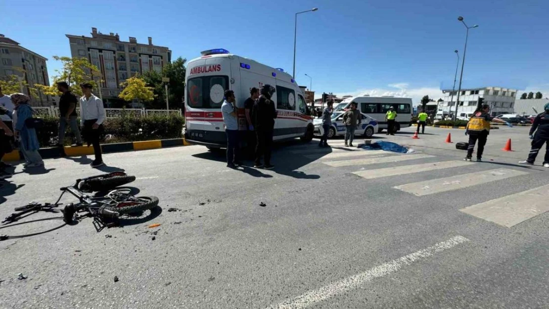 Beton mikserinin çarptığı bisikletli hayatını kaybetti