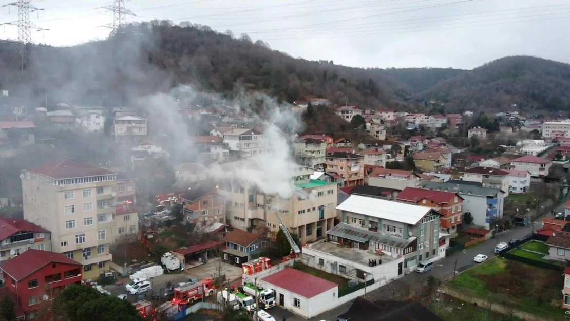 Beykoz'da kibrit üretim atölyesi alev alev yandı