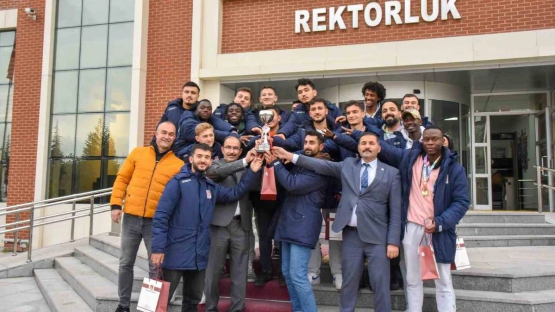 Bilecik Şeyh Edebali Üniversitesi'nden şampiyonluk