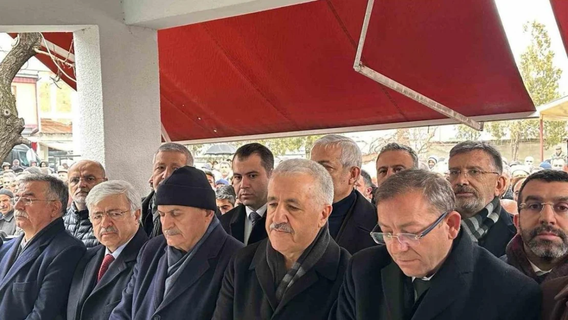 Binali Yıldırım Kars'ta cenaze törenine katıldı