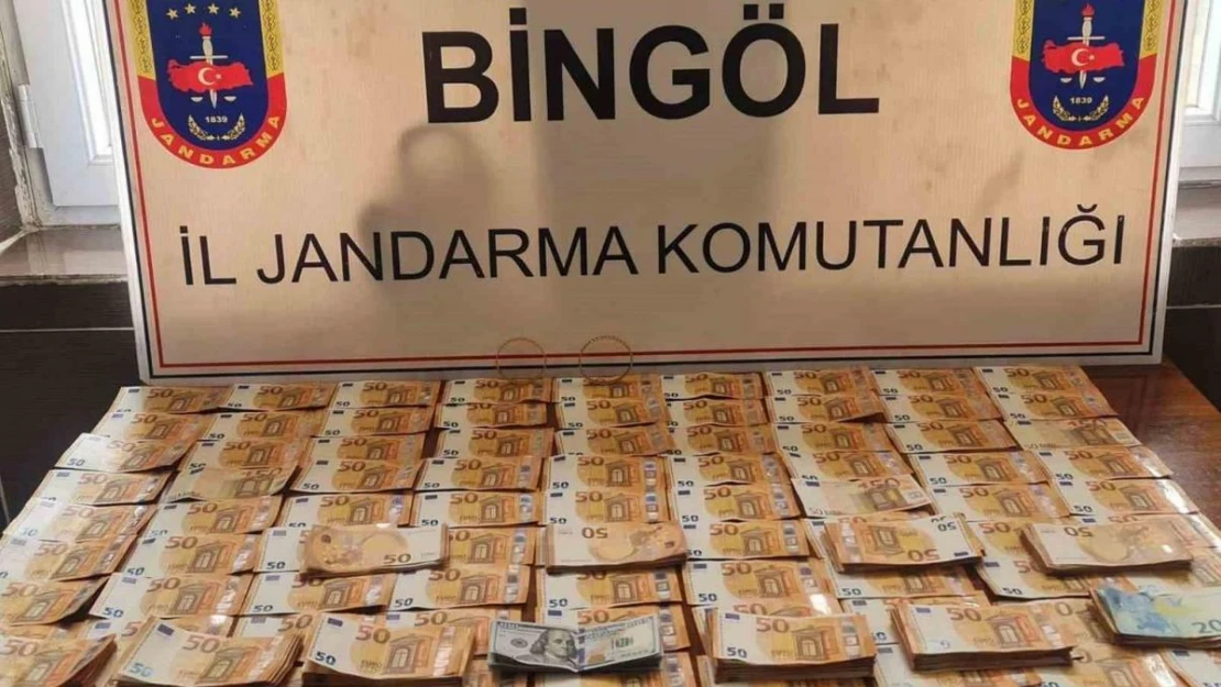 Bingöl'de kendilerini savcı olarak tanıtıp vatandaşı dolandıran 4 şüpheli yakalandı