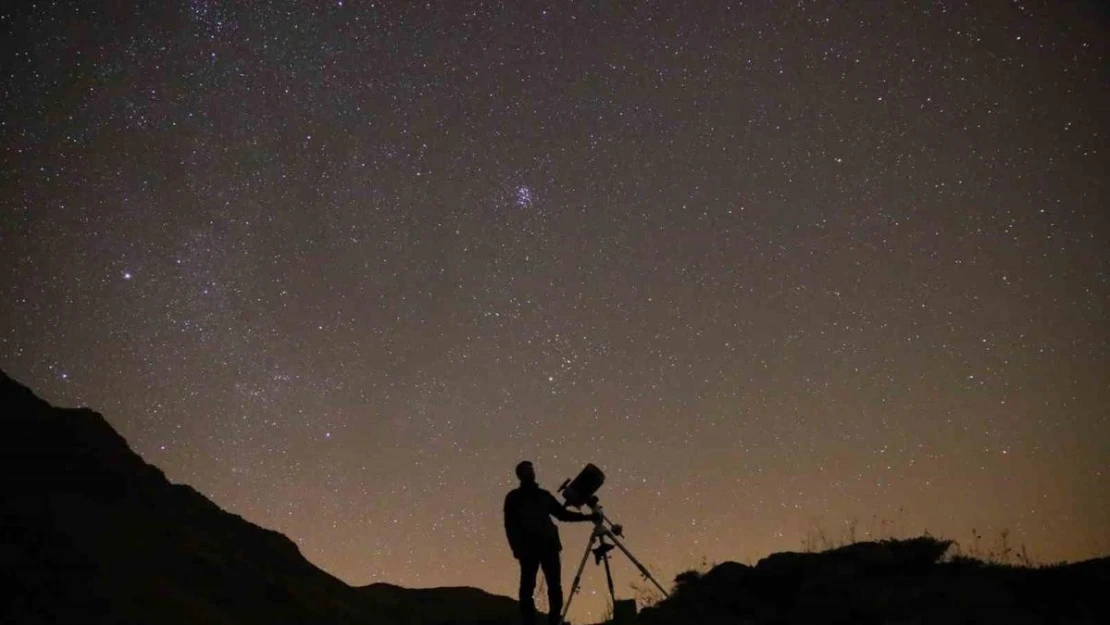 Bitlis'te uzay meraklıları 'Orionid meteoru'nu gözlemledi