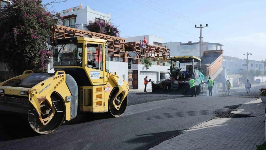 Bodrum'da 18 bin metre sıcak asfalt yapıldı