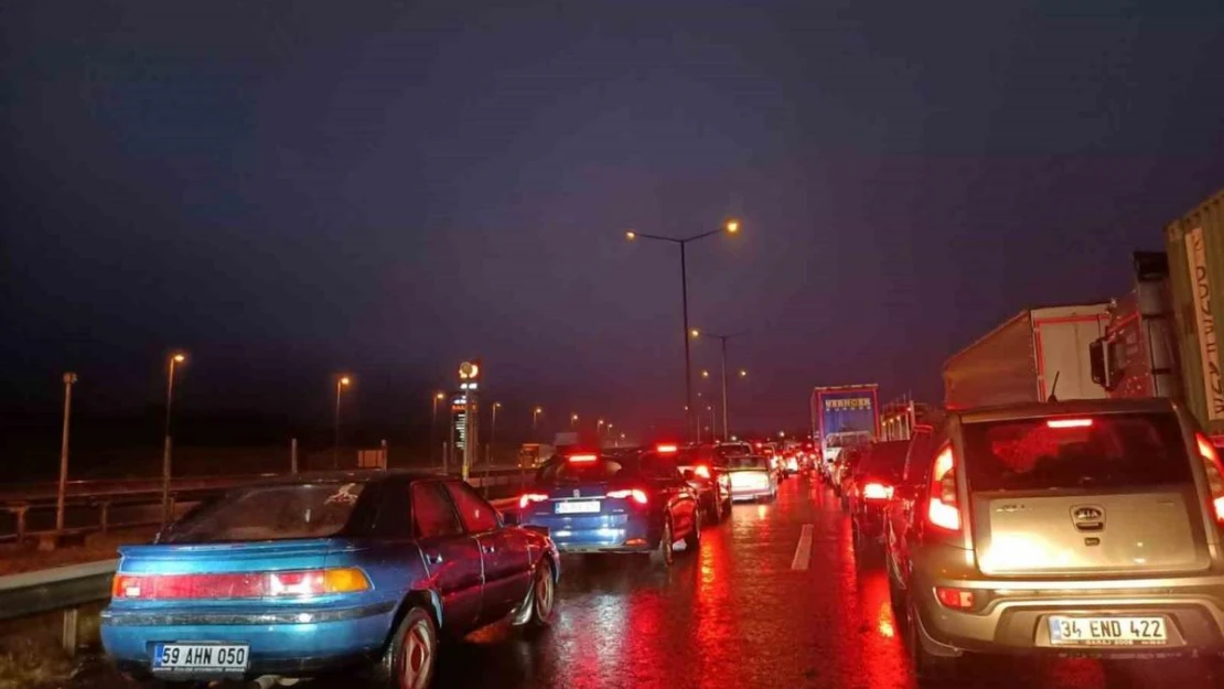 Bolu Dağı Tüneli İstanbul istikameti trafiğe kapatıldı