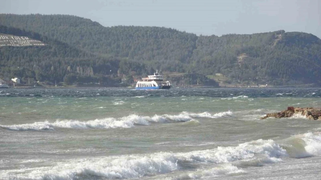 Bozcaada ve Gökçeada'ya yarınki bazı feribot seferlerine fırtına engeli