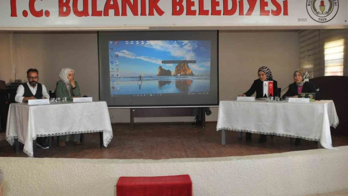 Bulanık'ta 'Kadına Şiddet İle Mücadele Paneli' düzenlendi