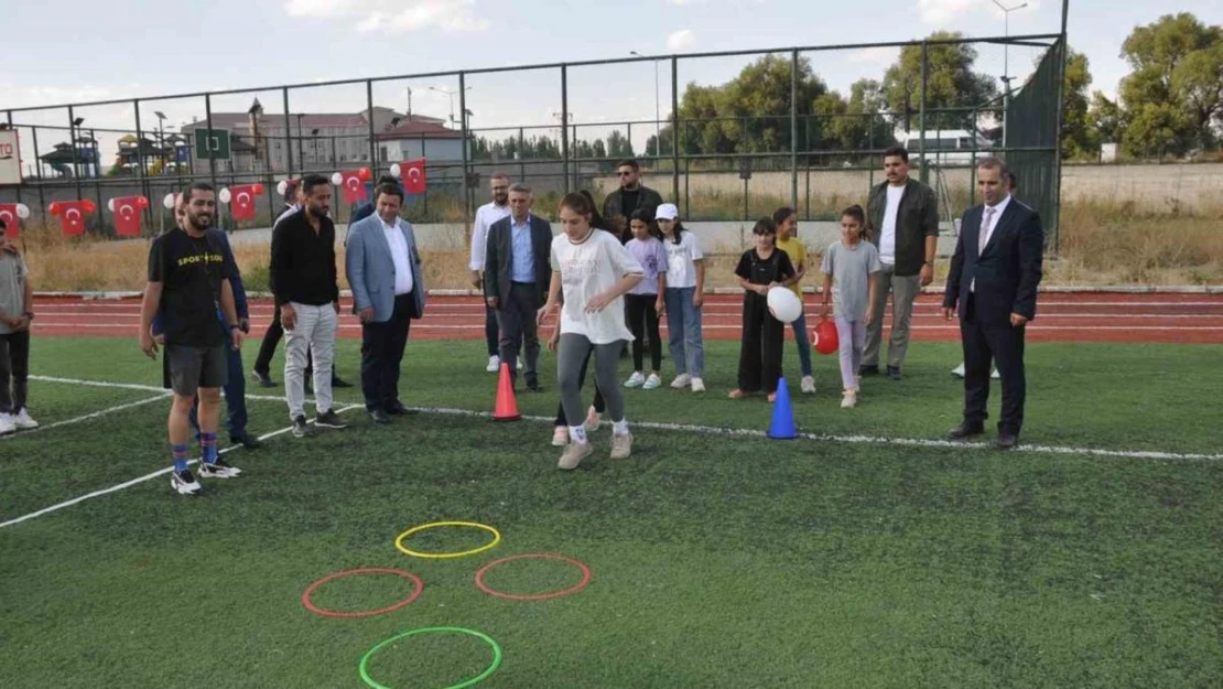 Bulanık'ta spor şenliği yapıldı