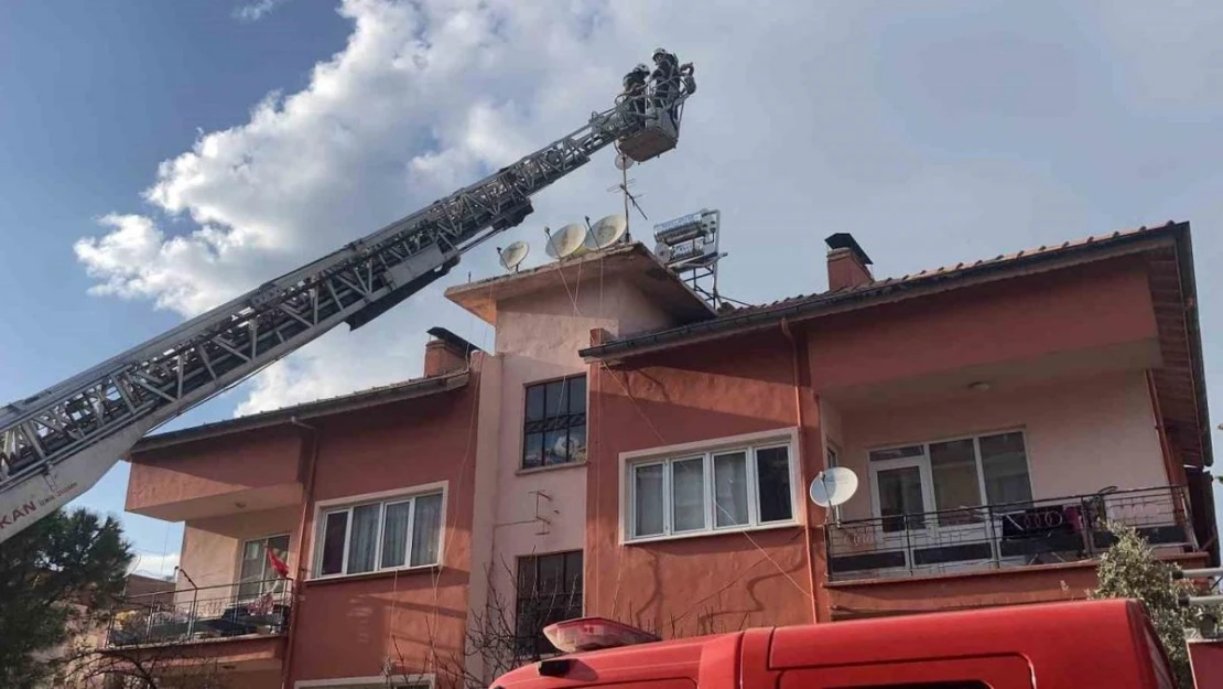 Burdur'da baca yangını paniğe neden oldu