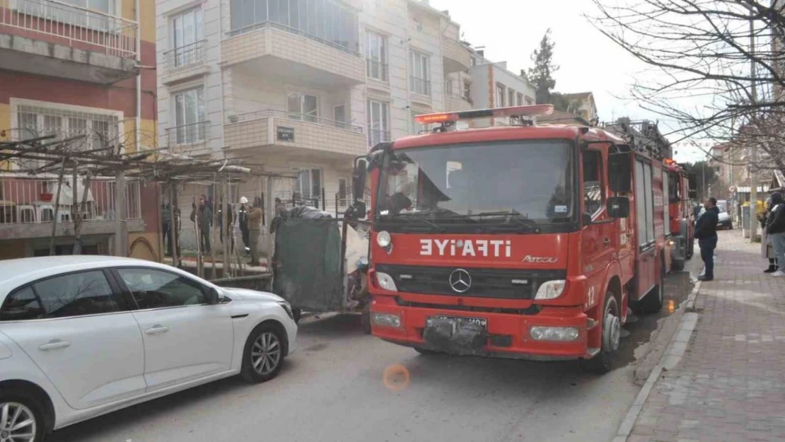 Burdur'da elektrikli battaniye az daha evi yakıyordu