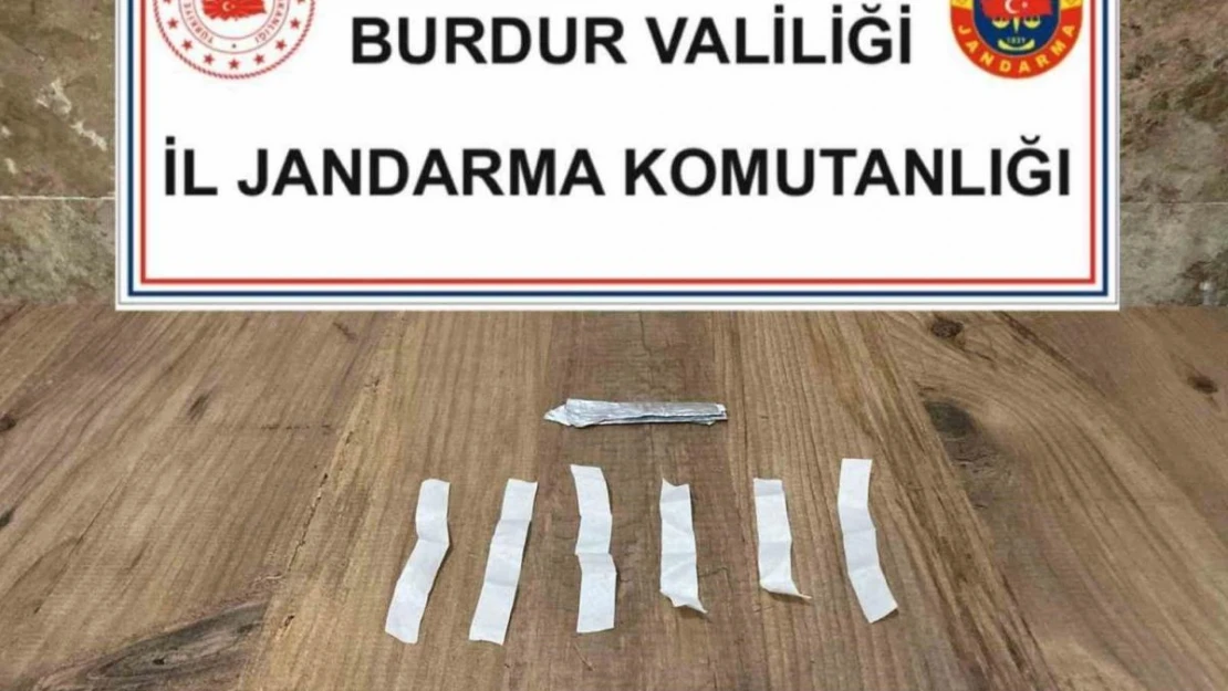 Burdur'da kaçakçılık ve uyuşturucu operasyonunda 2 şüpheli tutuklandı