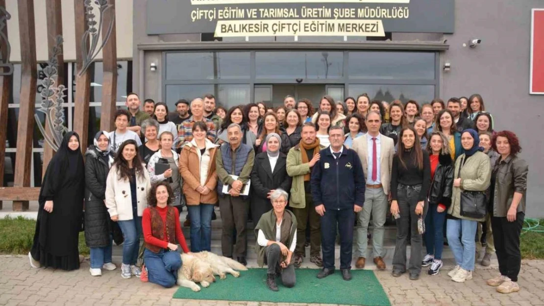 Burhaniye'de Tıbbı Aromatik Bitki Yetiştiriciliği Kursu tamamlandı