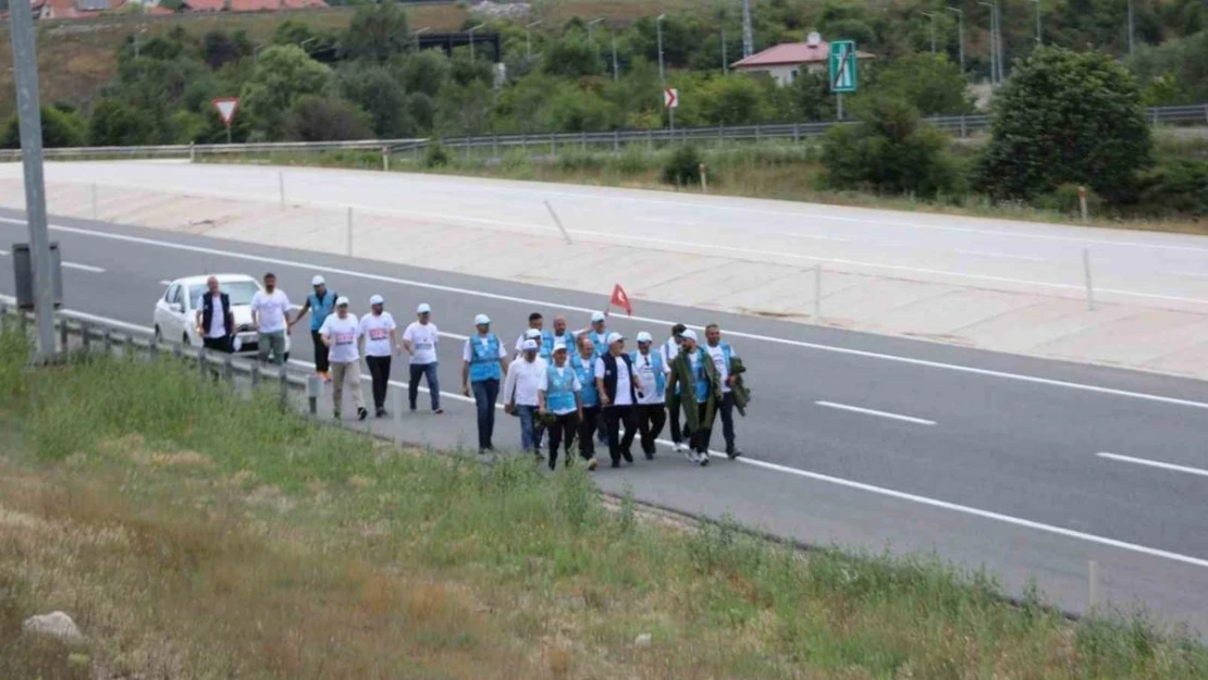 Büro Memur-Sen'in Bolu'dan Ankara'ya yürüyüşü sürüyor