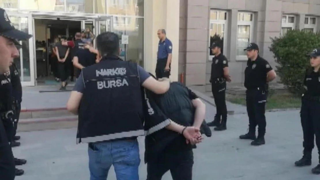 Bursa'da uyuşturucudan kazanılan kara paraya da operasyon