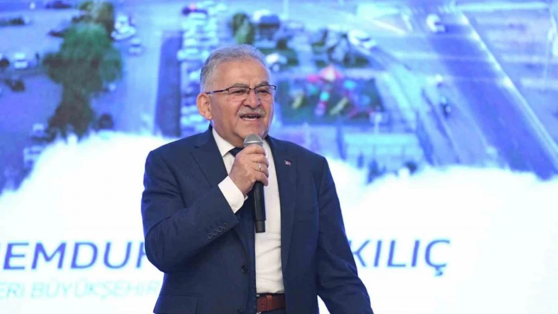 Büyükkılıç: 'İnsana hizmet etmek ibadettir, sizlere aşk ile çalışan yorulmaz'