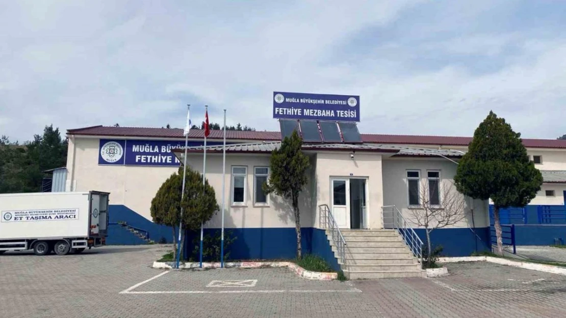 Büyükşehir Belediyesi'ne devredilen Fethiye mezbaha tesisi kalite belgesini aldı