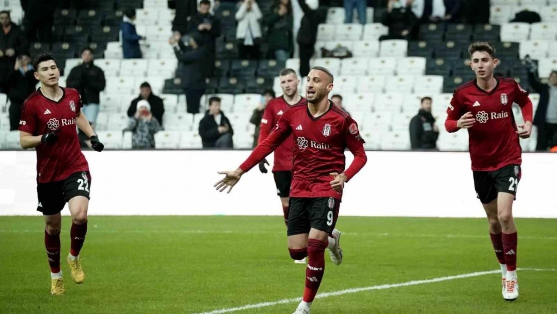 Cenk Tosun'dan bu sezon bir ilk