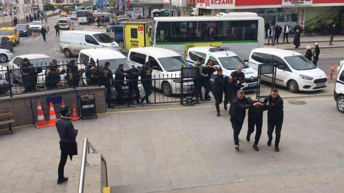 Çerkezköy'de 'pavyon' operasyonunda 8 gözaltı