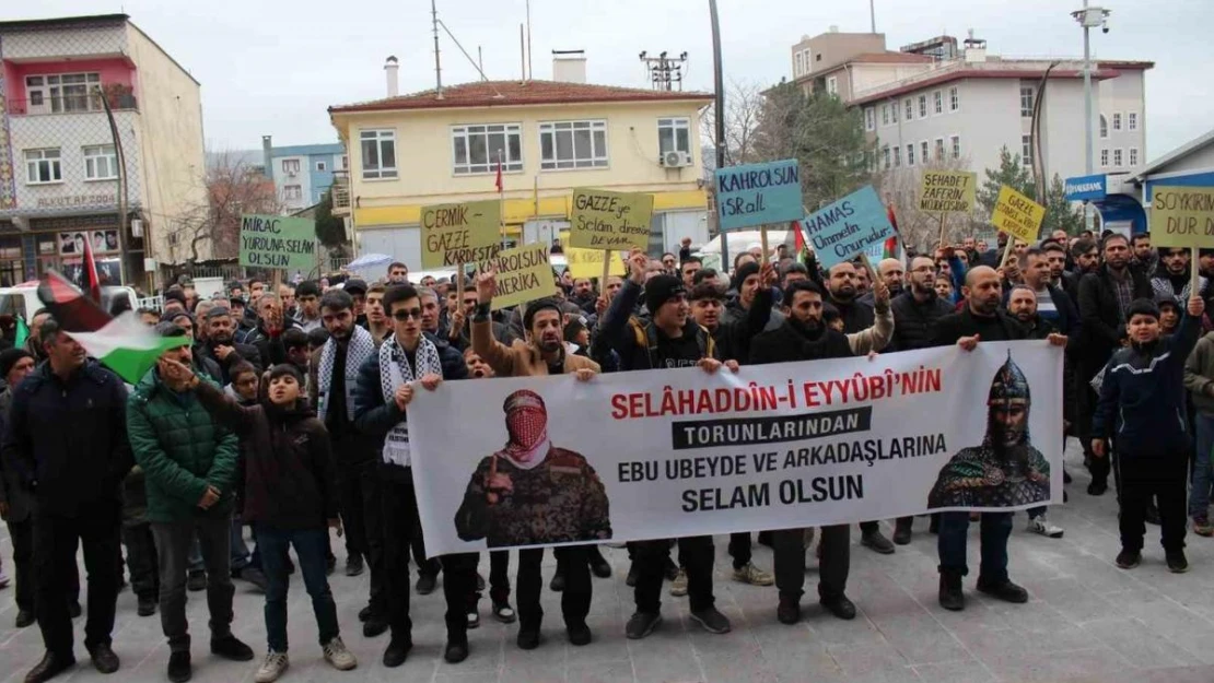 Çermik'te Filistin'e destek yürüyüşü düzenlendi