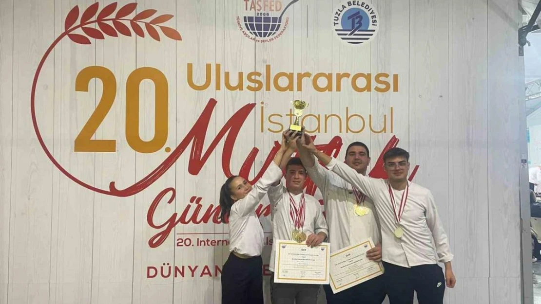 Çeşmeli öğrencilerden büyük başarı