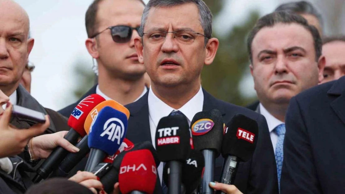 CHP Genel Başkanı Özel: 'Hem DEM Parti'nin hem Yeniden Refah Partisi'nin ve bütün siyasi partilerin adaylarına başarılar diliyorum'