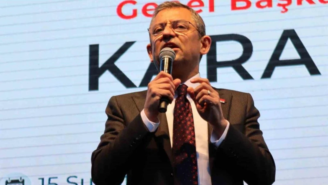 CHP Genel Başkanı Özel, halk buluşmasında İzmirlilere seslendi