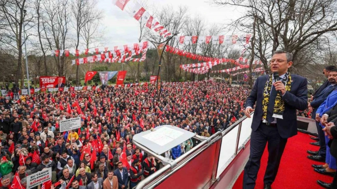 CHP Genel Başkanı Özgür Özel: 'Kim ki dara düşmüştür babaevinin kapıları ardına kadar açıktır'