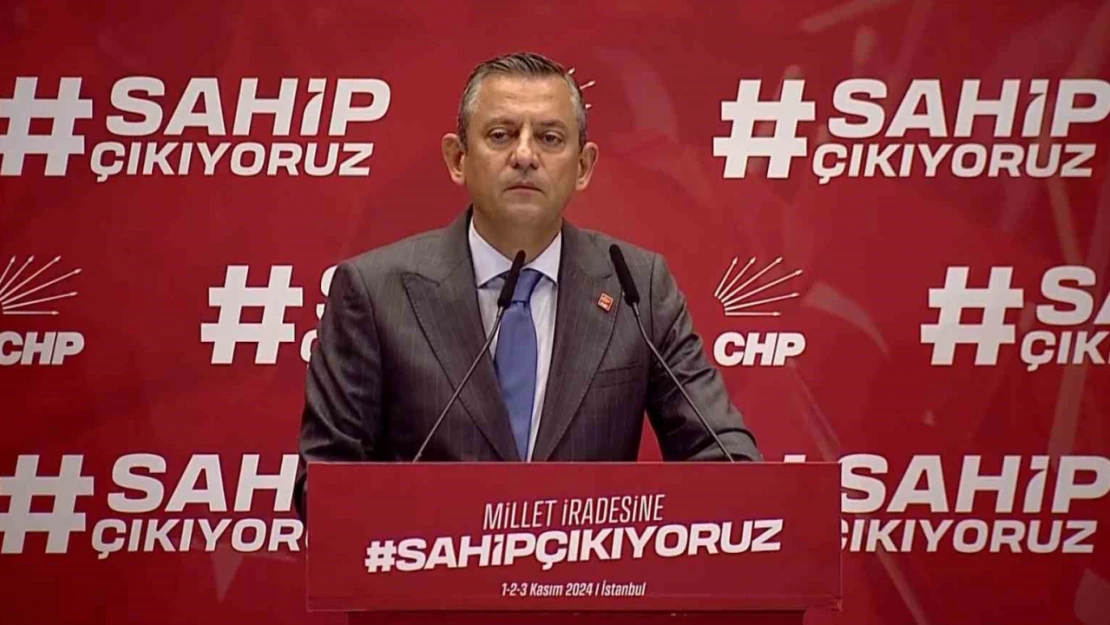 CHP Genel Başkanı Özgür Özel, partisinin grup değerlendirme toplantısına katıldı