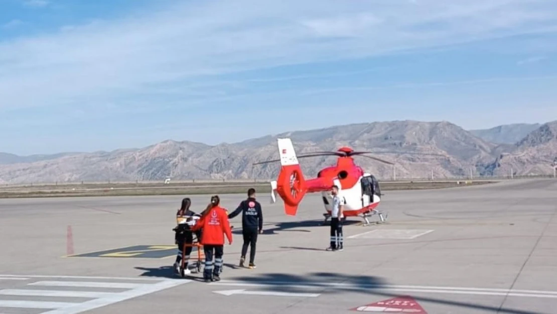 Cizre'de 3 yaşındaki çocuğun imdadına ambulans helikopter yetişti