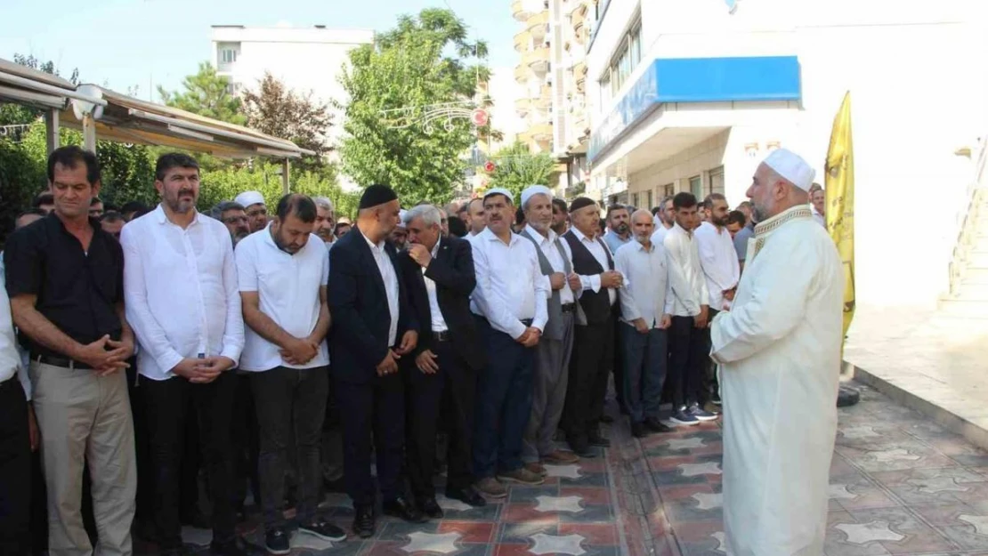 Cizre'de İsmail Haniye için gıyabi cenaze namazı kılındı