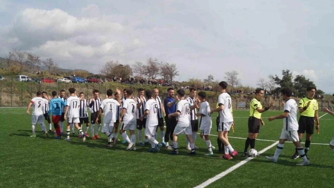 Çobanisa futbol sahasında ilk düdük çaldı