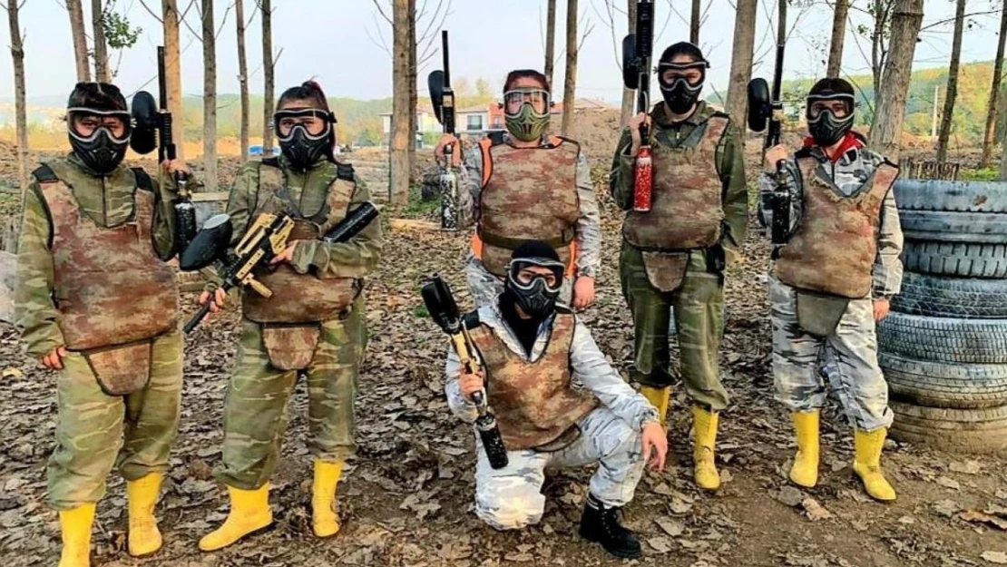 Çocuklar paintball oynadı gokarta bindi