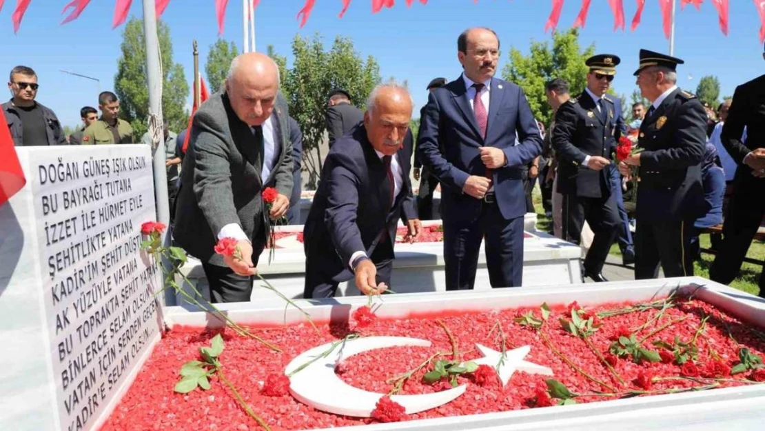 Çomaklı 15 Temmuz kahramanlarını unutmayacağız