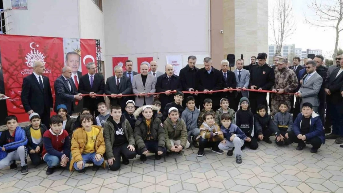 Çorum'da 15 gençlik merkezi törenle hizmete açıldı