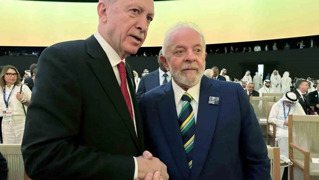 Cumhurbaşkanı Erdoğan: '2030 senesine kadar emisyon azaltım hedefimizi 2 katına çıkardık'