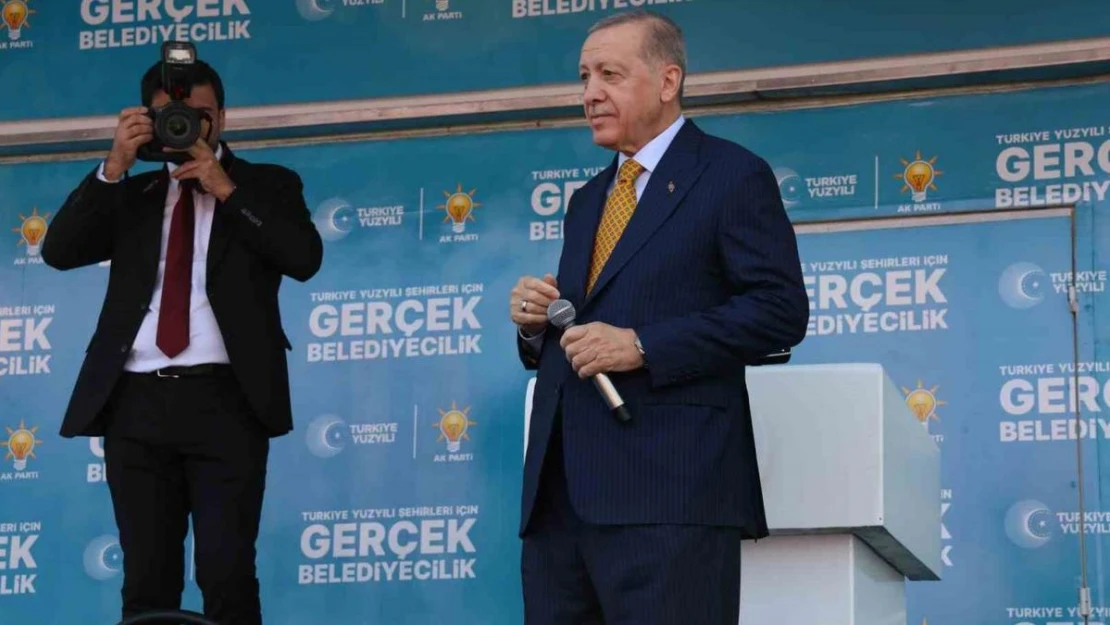 Cumhurbaşkanı Erdoğan: 'Bu millet sırtını terör örgütlerine dayayanlara en güzel dersi sandıklarda verdi'