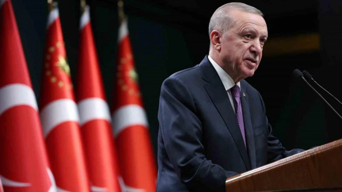 Cumhurbaşkanı Erdoğan: 'İşçilerimizin onayını alacak, işverenlerimizi yormayacak, istihdama zarar vermeyecek bir asgari ücret seviyesi hedefiyle süreç yönetilecek'