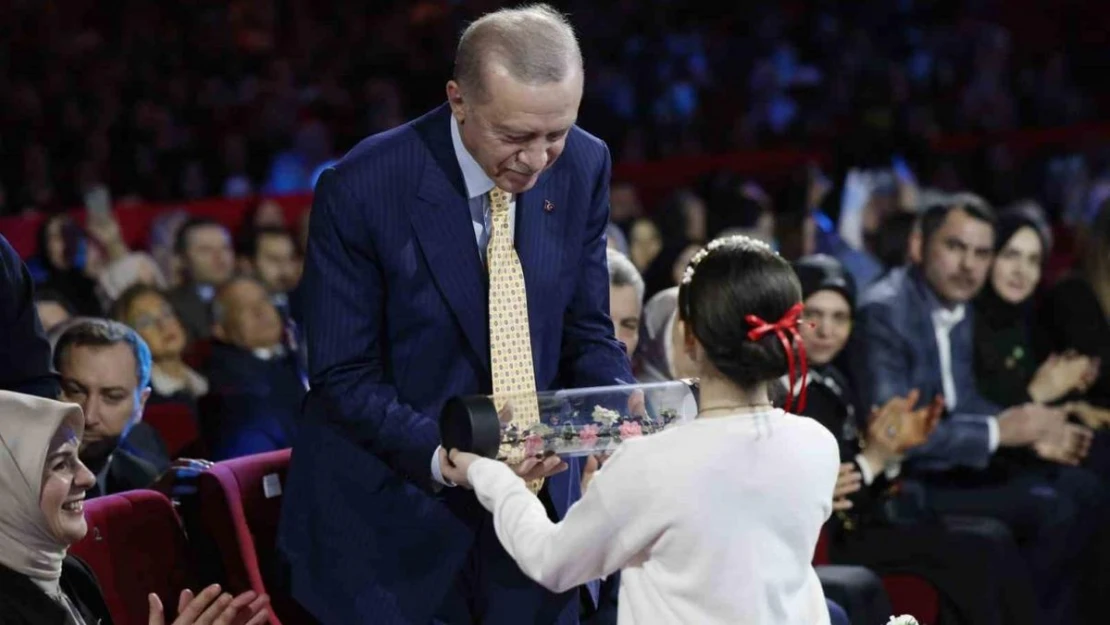 Cumhurbaşkanı Erdoğan: 'Siyasi hayatımızın hiçbir safhasında kimsenin hayat tarzına karışmadık'