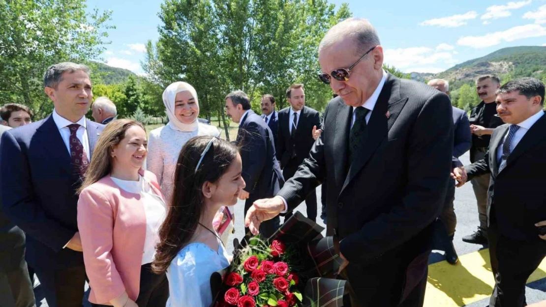 Cumhurbaşkanı Erdoğan: 'Toplumda yabancı düşmanlığını ve sığınmacı nefretini körükleyerek hiçbir yere varılamaz'