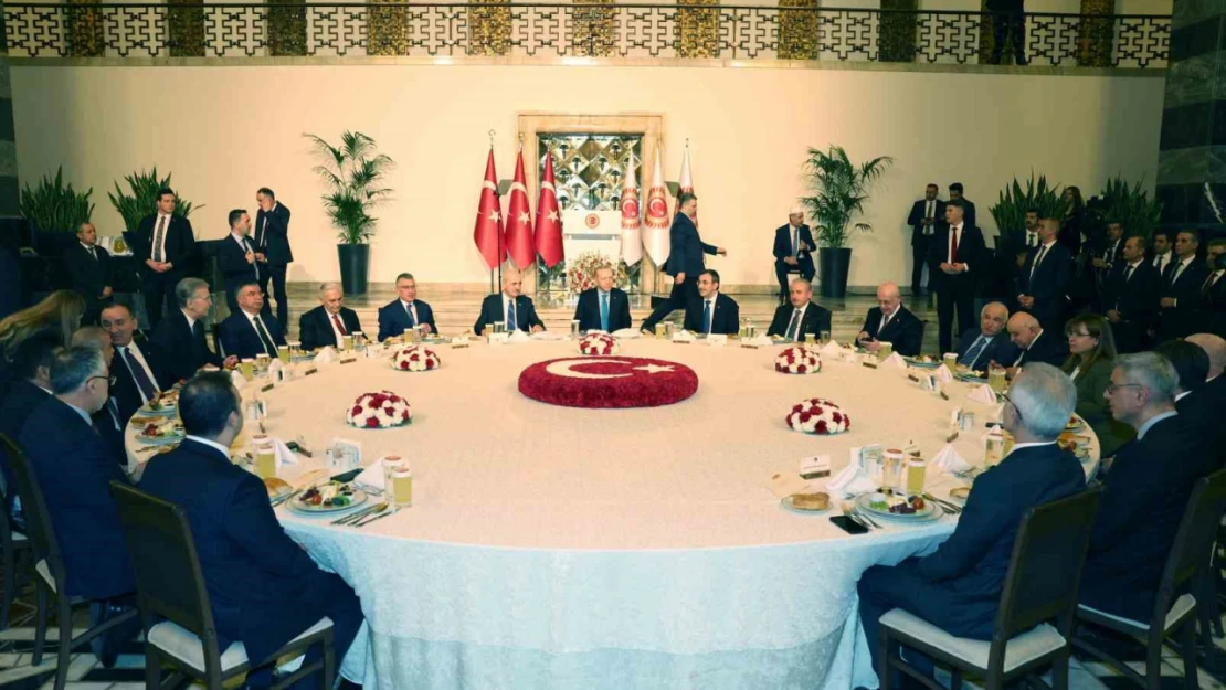 Cumhurbaşkanı Erdoğan'dan siyasi partilere, milletvekillerine çağrı: 'Türkiye düşmanlarını bir kez daha hüsrana uğratalım'