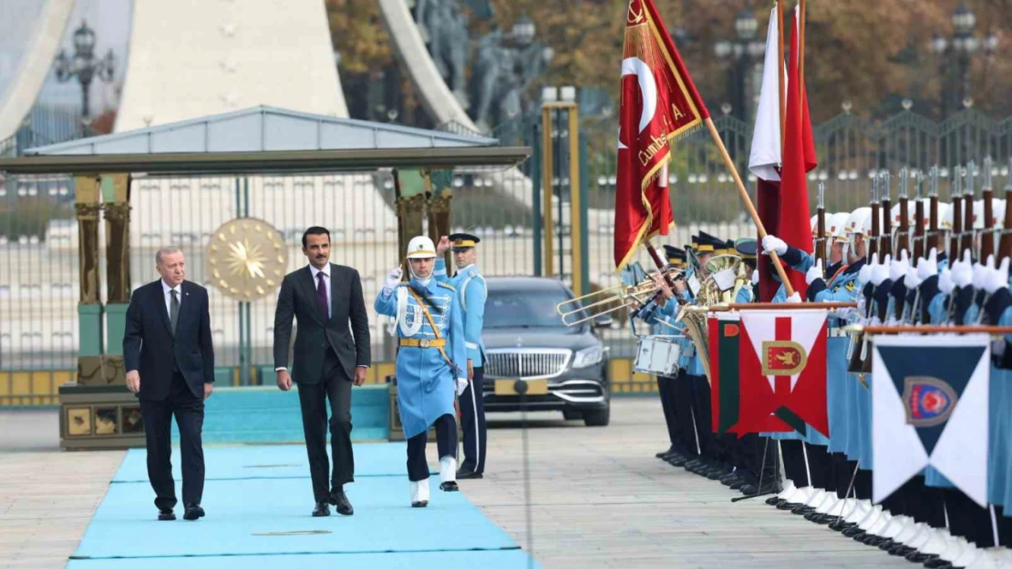 Cumhurbaşkanı Erdoğan, Katar Emiri El Sani'yi resmi törenle karşıladı