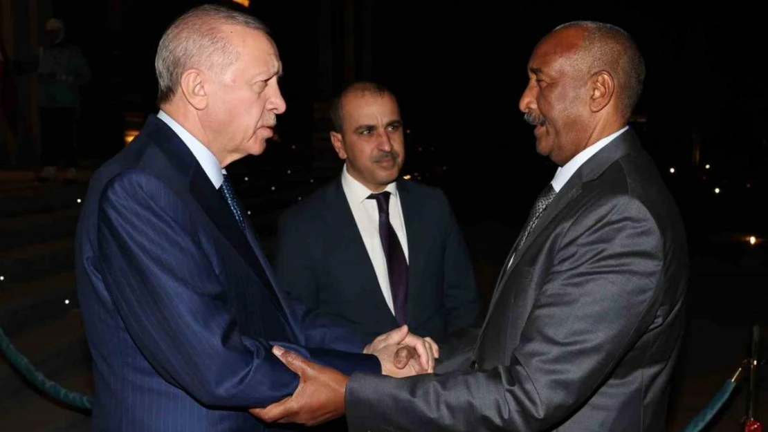 Cumhurbaşkanı Erdoğan, Sudan Egemenlik Konseyi Başkanı El Burhan ile görüştü