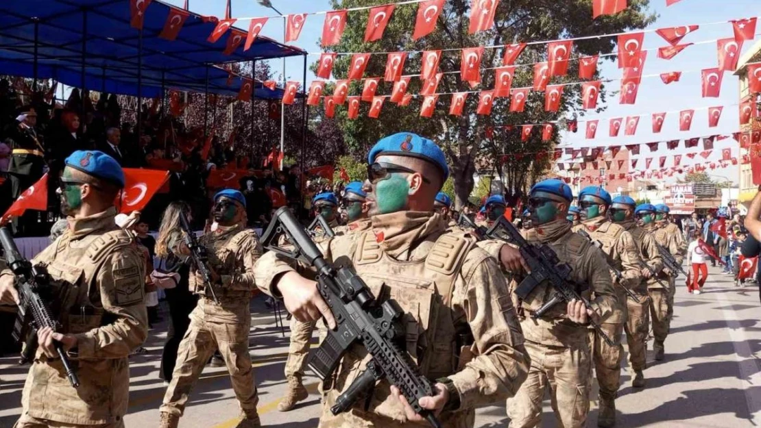 Cumhuriyet'in kazanıldığı topraklarda 100.'ncü yıl coşkusu