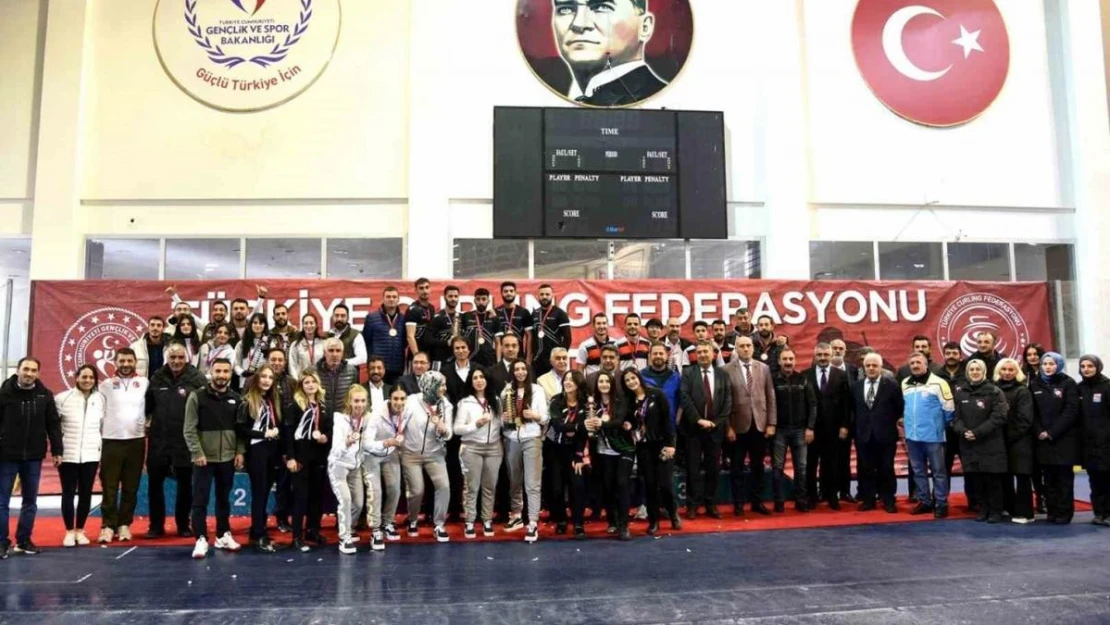 Curlingte şampiyonlar belli oldu