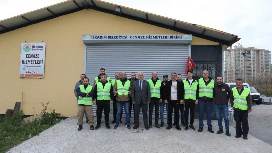 Demirtaş: 'Vatandaşlarımızın acılı günlerinde de yanlarında olmaya çalışıyoruz'