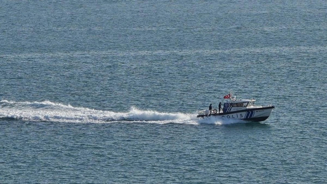 Denizde 'ceset' devriyesi: Deniz kademeli olarak aralıksız didik didik taranıyor