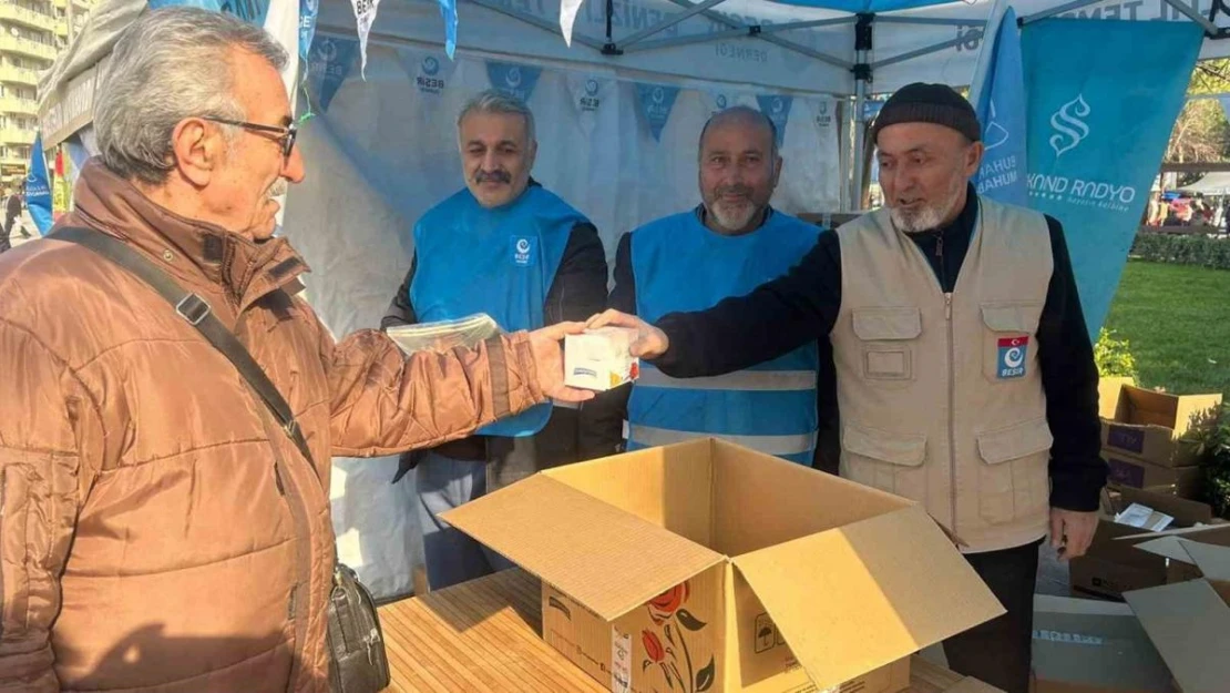 Denizli'de binlerce vatandaşa kandil ikramı yapıldı