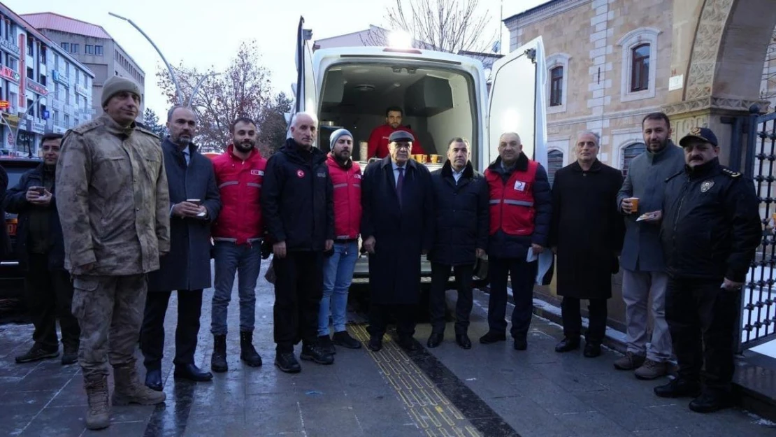 Depremde hayatını kaybedenler dualarla anıldı